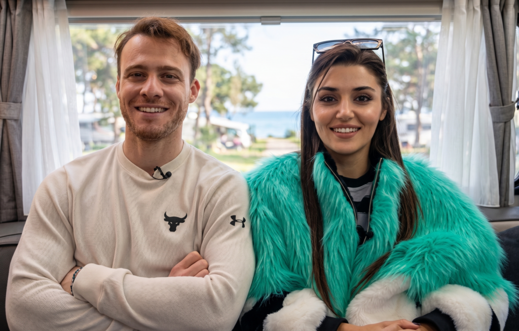 Hande Erçel e Kerem Bürsin – Entrevista revista HELLO