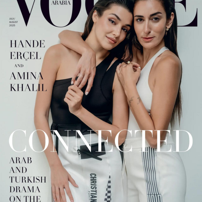 Vogue Arabia com Hande Erçel e Amina Khalil